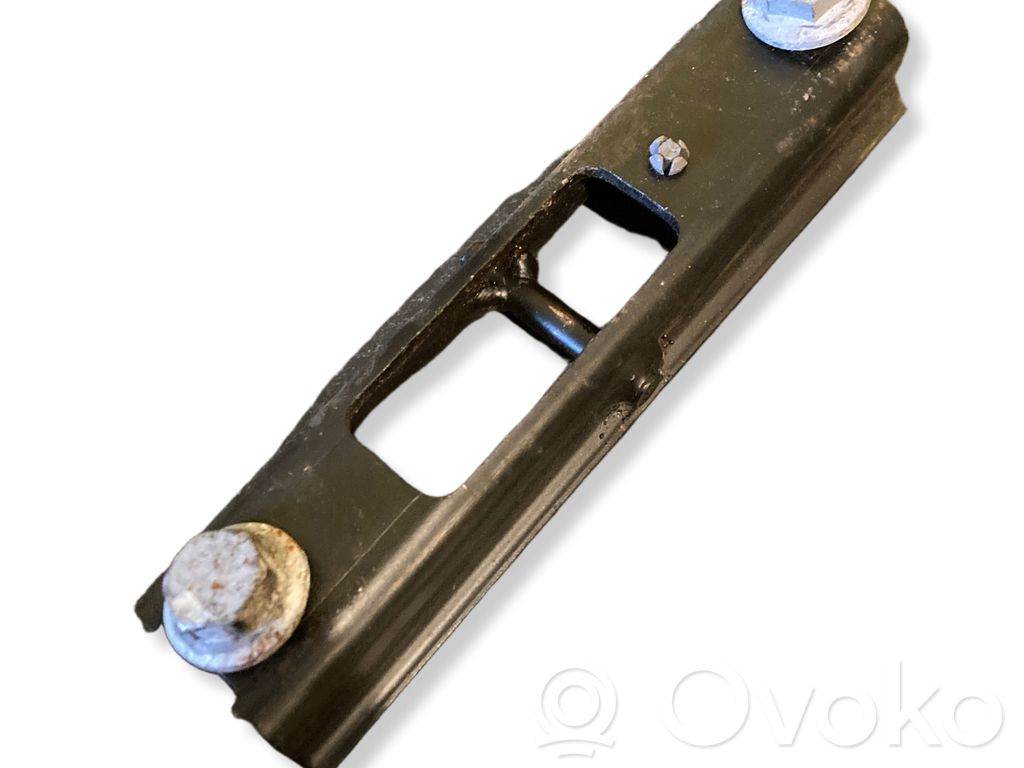Volkswagen Caddy Tie down hook / loop 