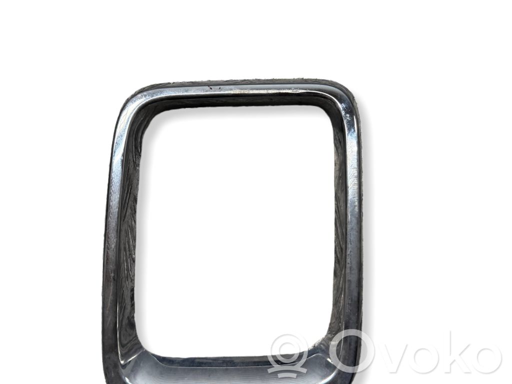 Front grill   6PB29SZ0AA