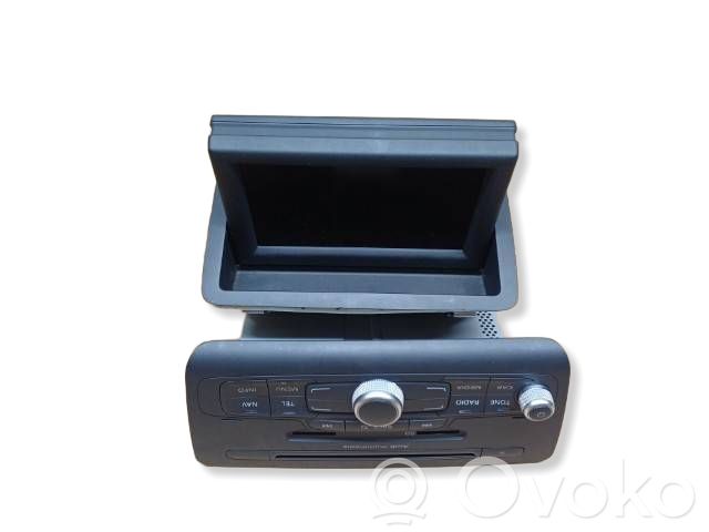 Audi A1 Unité principale radio / CD / DVD / GPS 