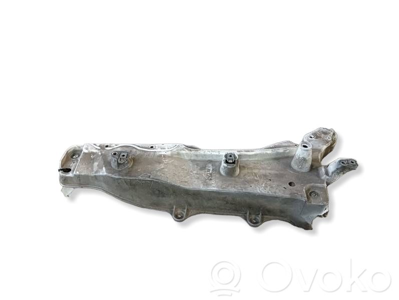 Volvo XC90 Soporte de montaje del guardabarros 