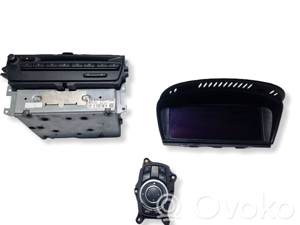 Head unit multimedia control   9249439,9257186,9211969