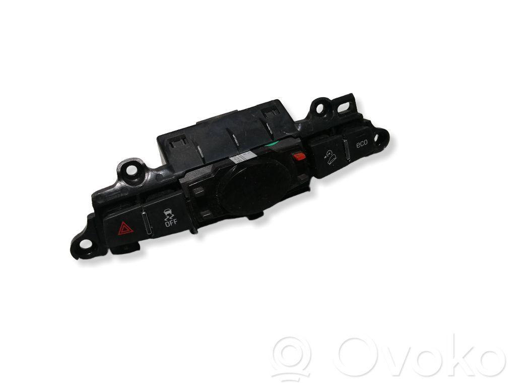 Chevrolet Captiva Avārijas lukturu slēdzis 