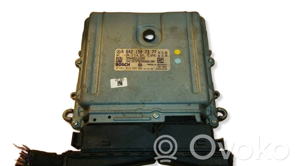 Mercedes-Benz E W211 Engine control unit/module ECU 