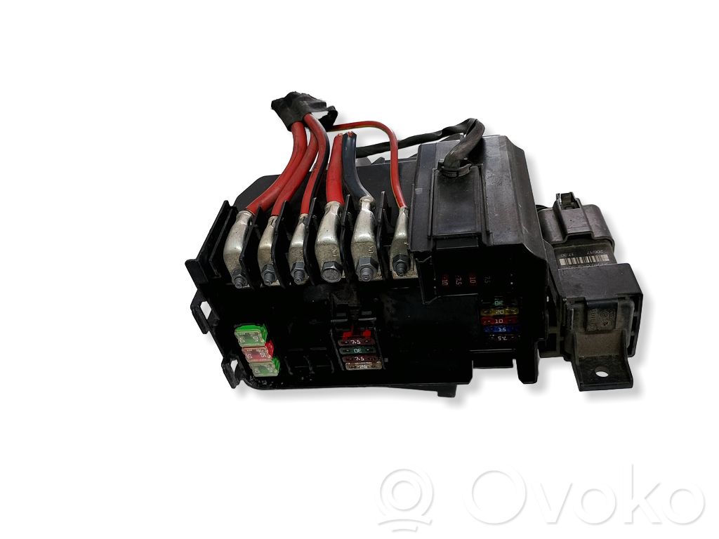 Seat Ibiza IV (6J,6P) Fuse module 
