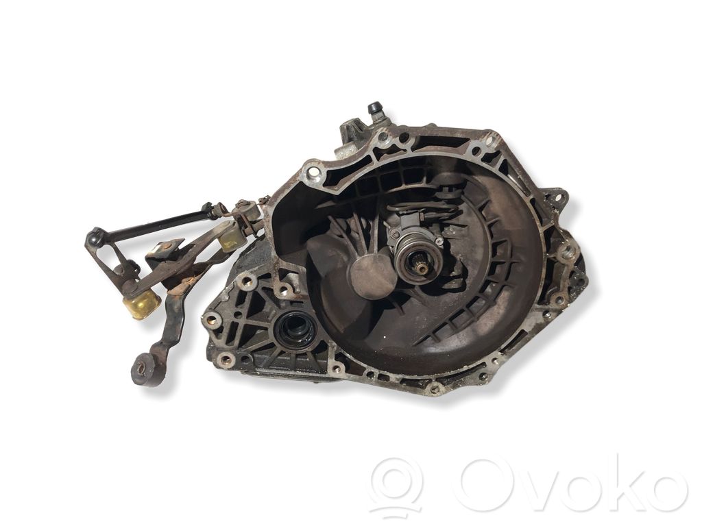 Opel Astra H Caja de cambios manual de 5 velocidades 