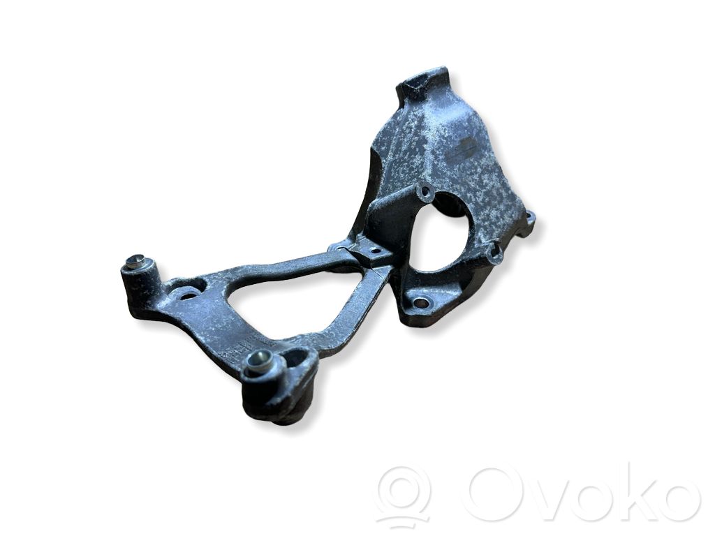 Audi Q7 4M Engine mounting bracket 