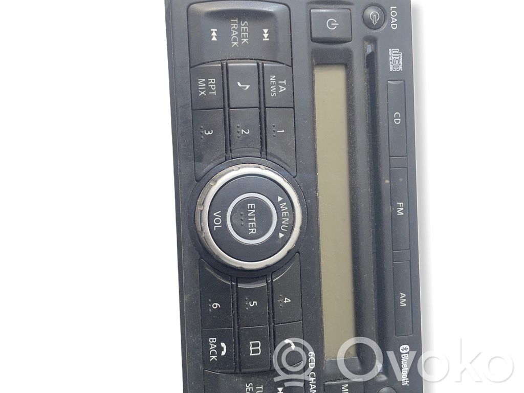 Nissan Qashqai+2 Panel / Radioodtwarzacz CD/DVD/GPS 