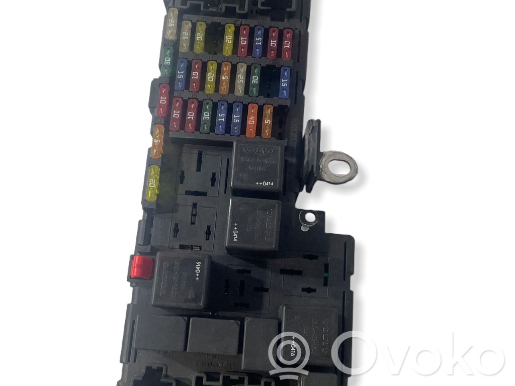 Volvo S60 Drošinātāju bloks 