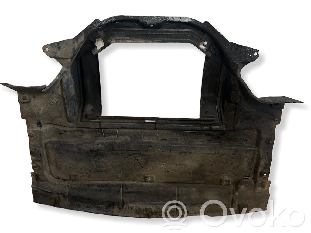 BMW 7 E38 Variklio dugno apsauga 