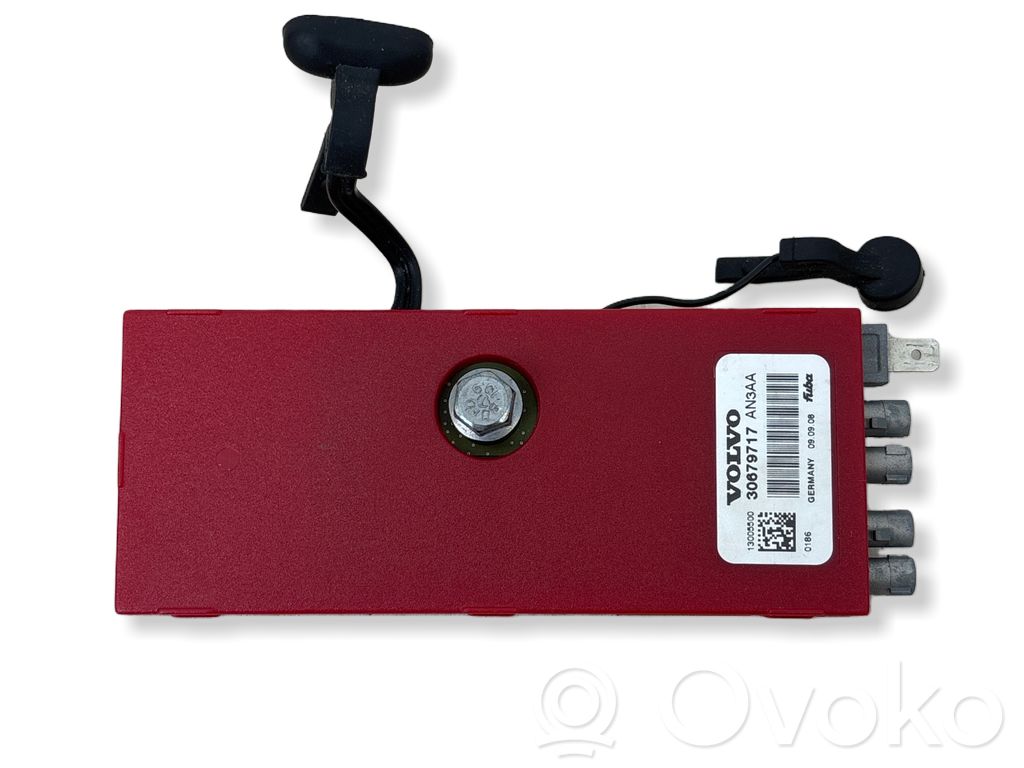 Volvo V70 Antenos stiprintuvas 