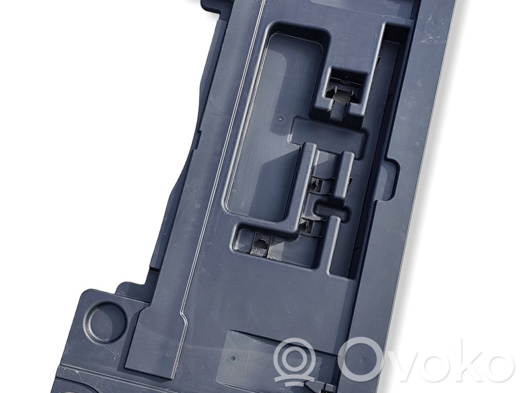 Tool box   8W8863373,8W8863373C