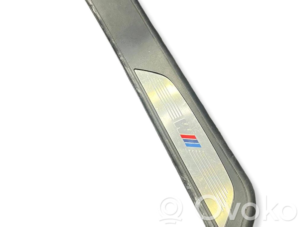 BMW 7 F01 F02 F03 F04 Listwa progowa tylna 