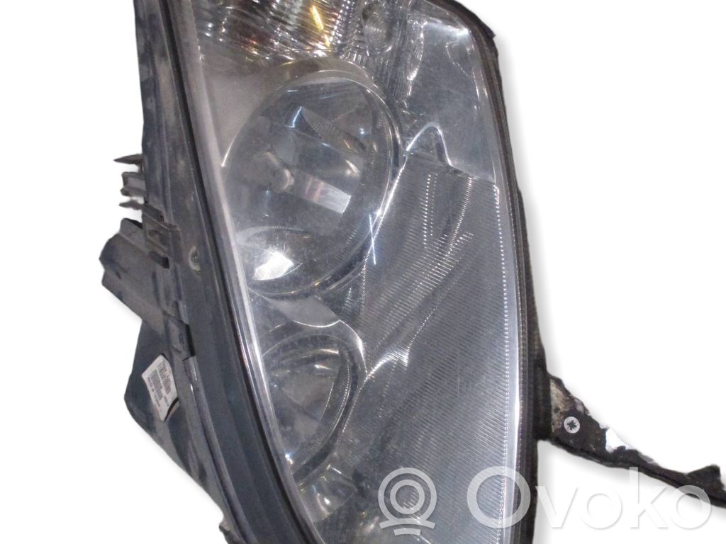 Ford Mondeo Mk III Lampa przednia 