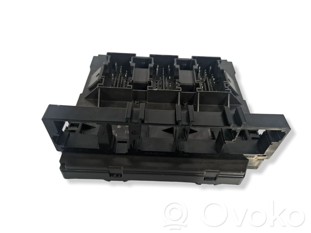Volkswagen Caddy Comfort/convenience module 