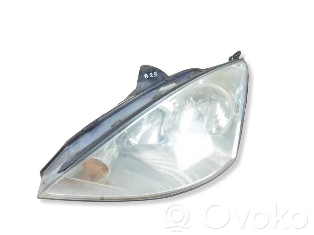 Ford Focus Headlight/headlamp 