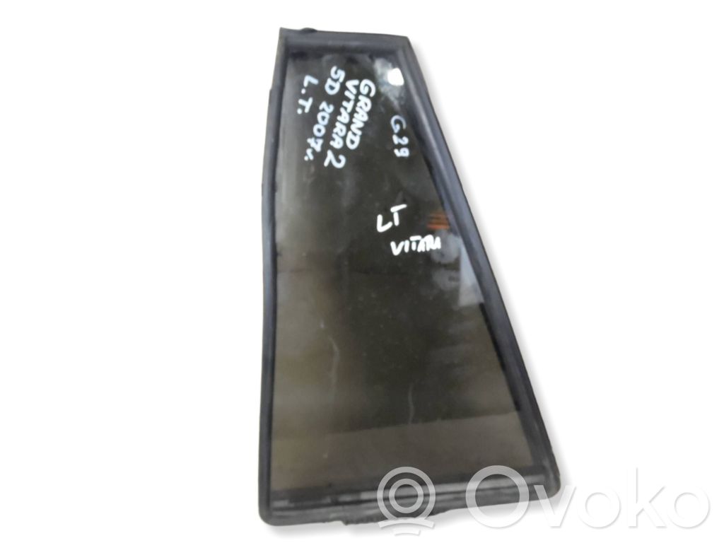 Suzuki Grand Vitara II Rear door window glass 