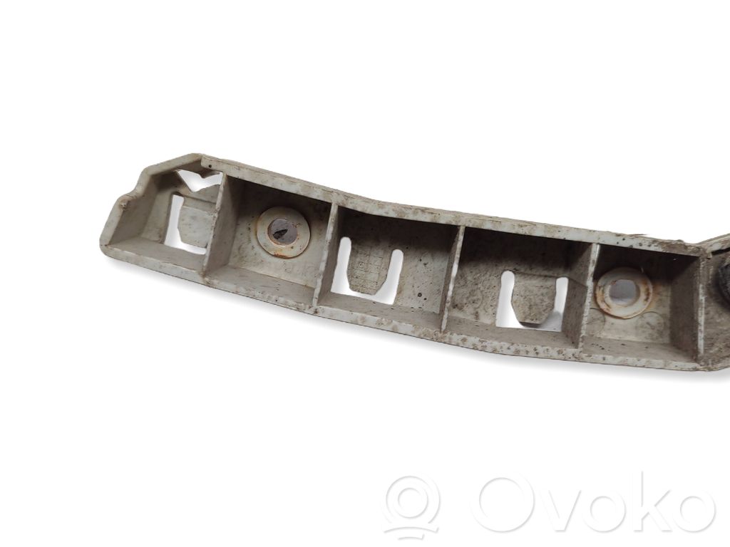 Support de montage de pare-chocs avant   BM5117D958A,C8L6A