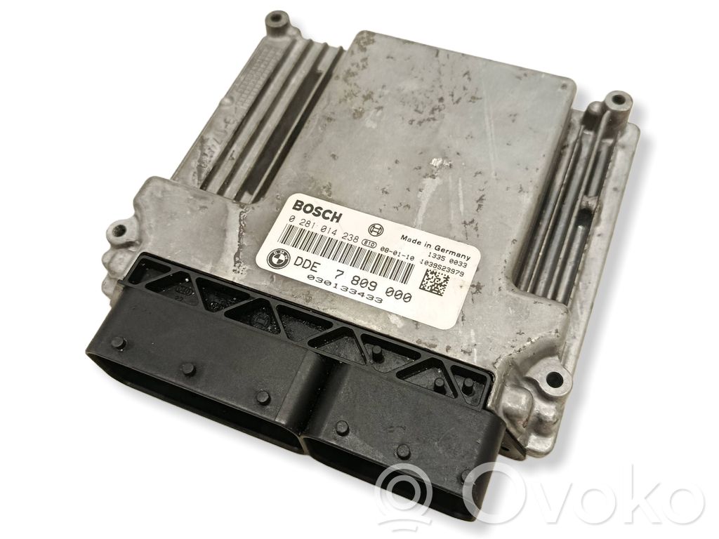 BMW 3 E90 E91 Variklio valdymo blokas 