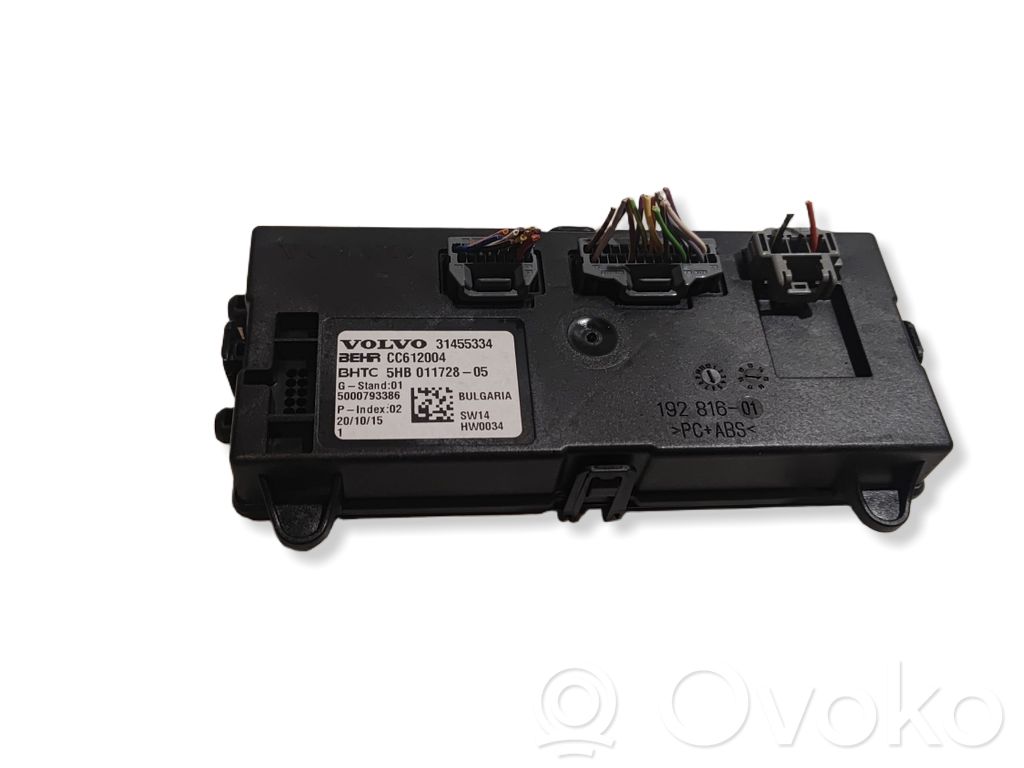 Volvo XC90 Fan control module 