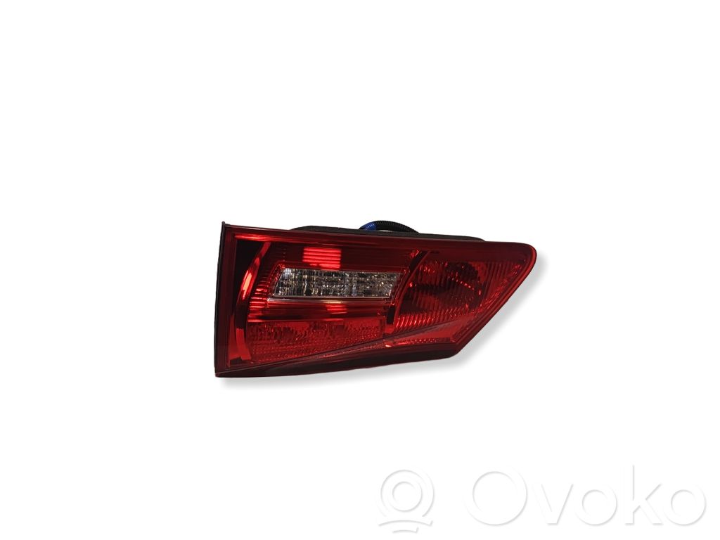 Lexus IS 220D-250-350 Lampy tylnej klapy bagażnika 