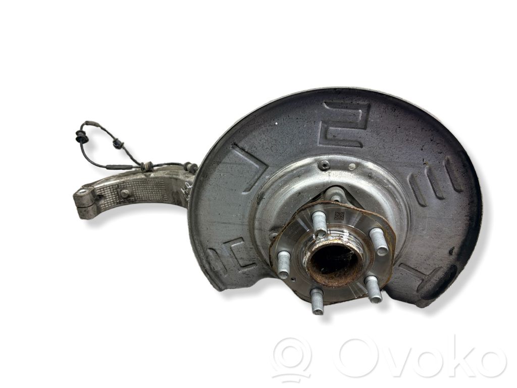 Front wheel hub