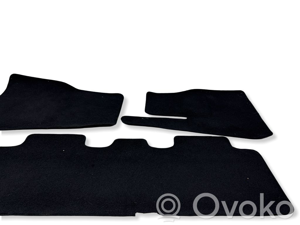 Car floor mat set