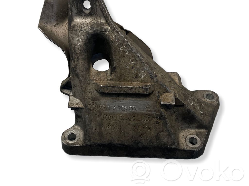Engine mounting bracket   6765004,168110