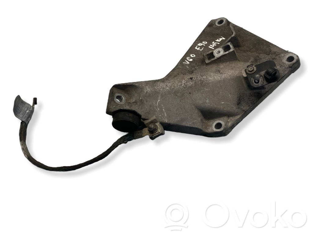 BMW 3 E90 E91 Engine mounting bracket 