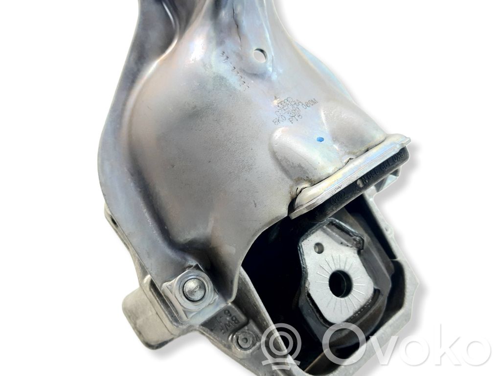Porsche Macan (95B) Engine mount bracket 