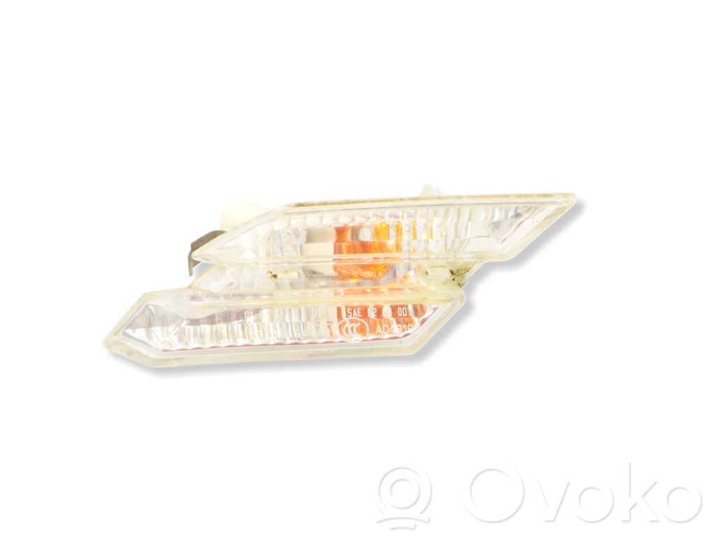 BMW M6 Front fender indicator light 