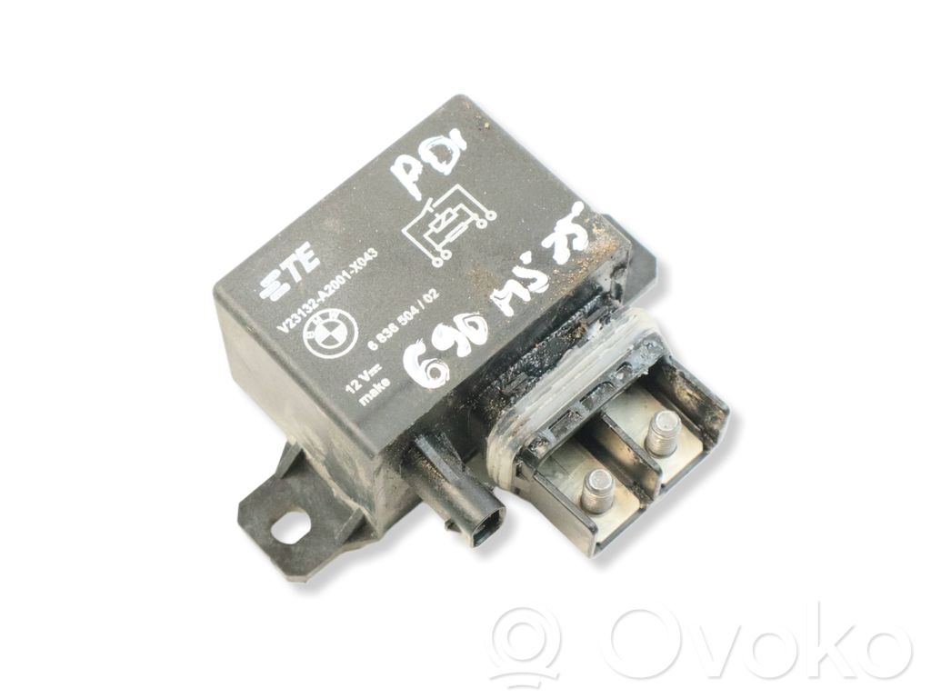 BMW M5 Relais de ventilateur de liquide de refroidissement 