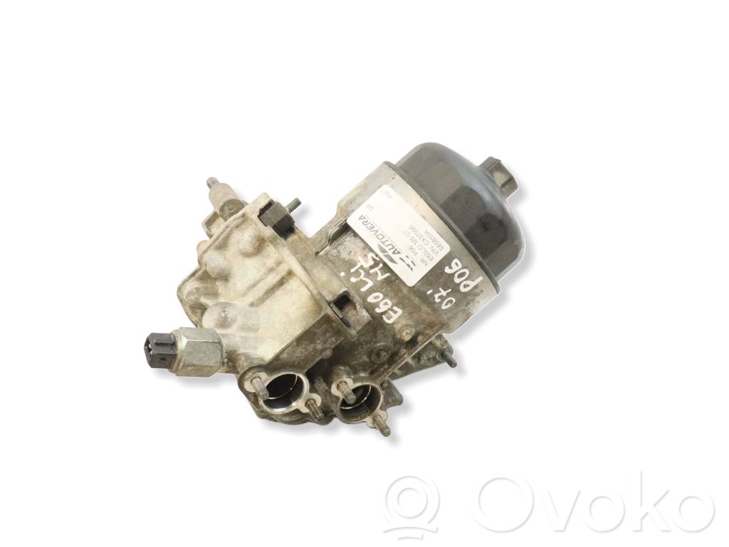 BMW 5 E60 E61 Oil filter mounting bracket 