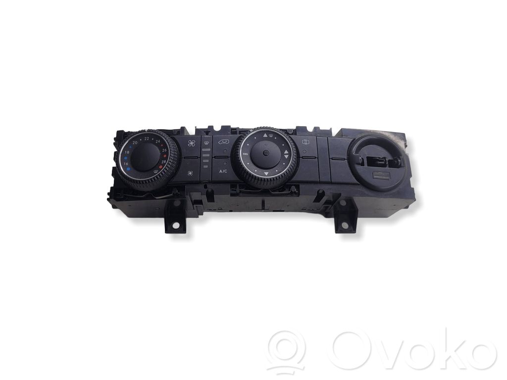 Panel klimatyzacji   A9068302885,5HB00901234,C9943007