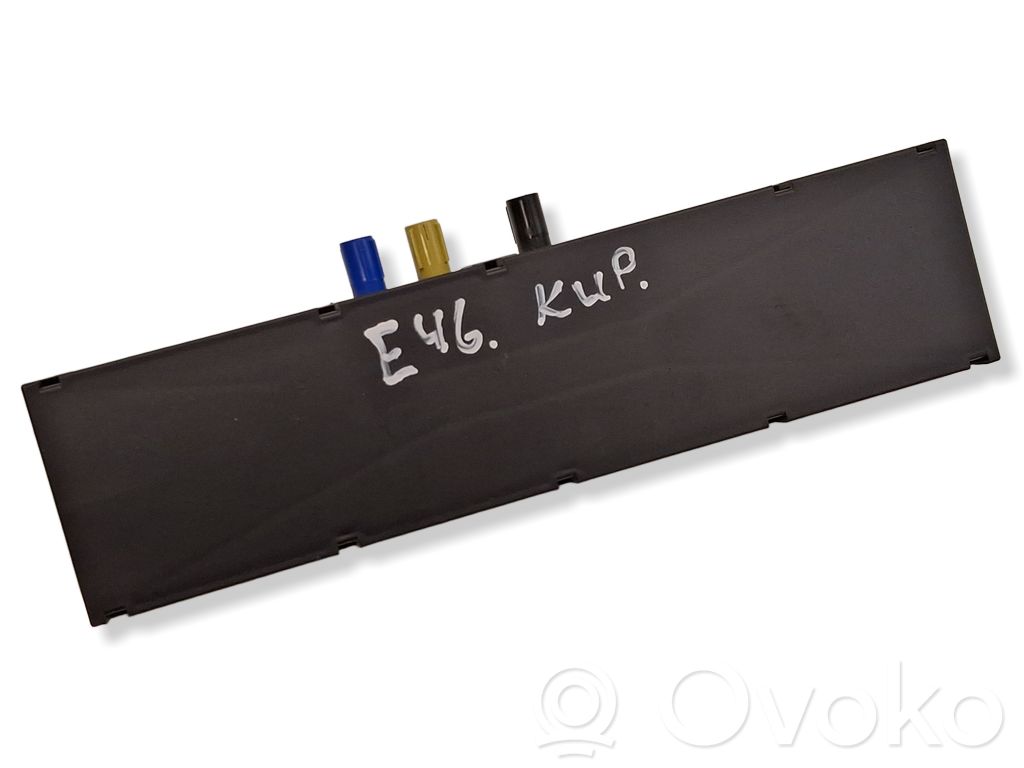 BMW 3 E46 Antenos stiprintuvas 
