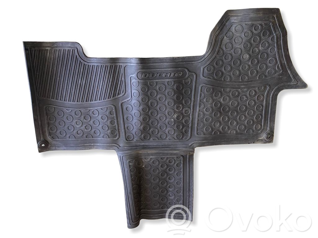 Alfombra delantera   50901500,50290633,9464X4