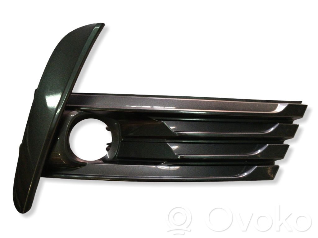 Toyota Corolla E160 E170 Moldura/rejilla de la luz antiniebla delantera 