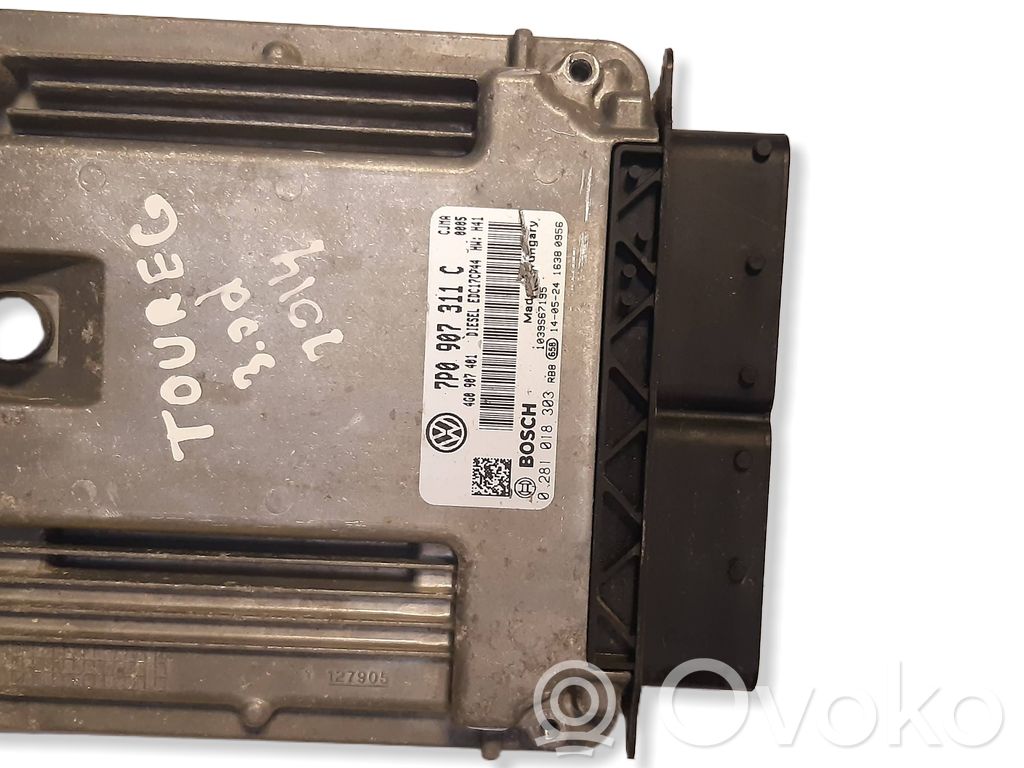 Volkswagen Touareg II Engine control unit/module 