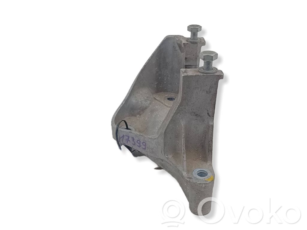 Citroen C6 Gearbox mounting bracket 