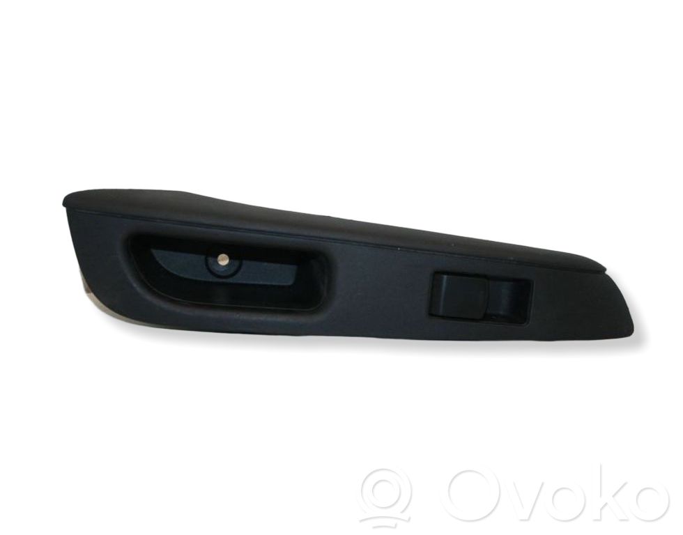 Nissan Note (E12) Electric window control switch 