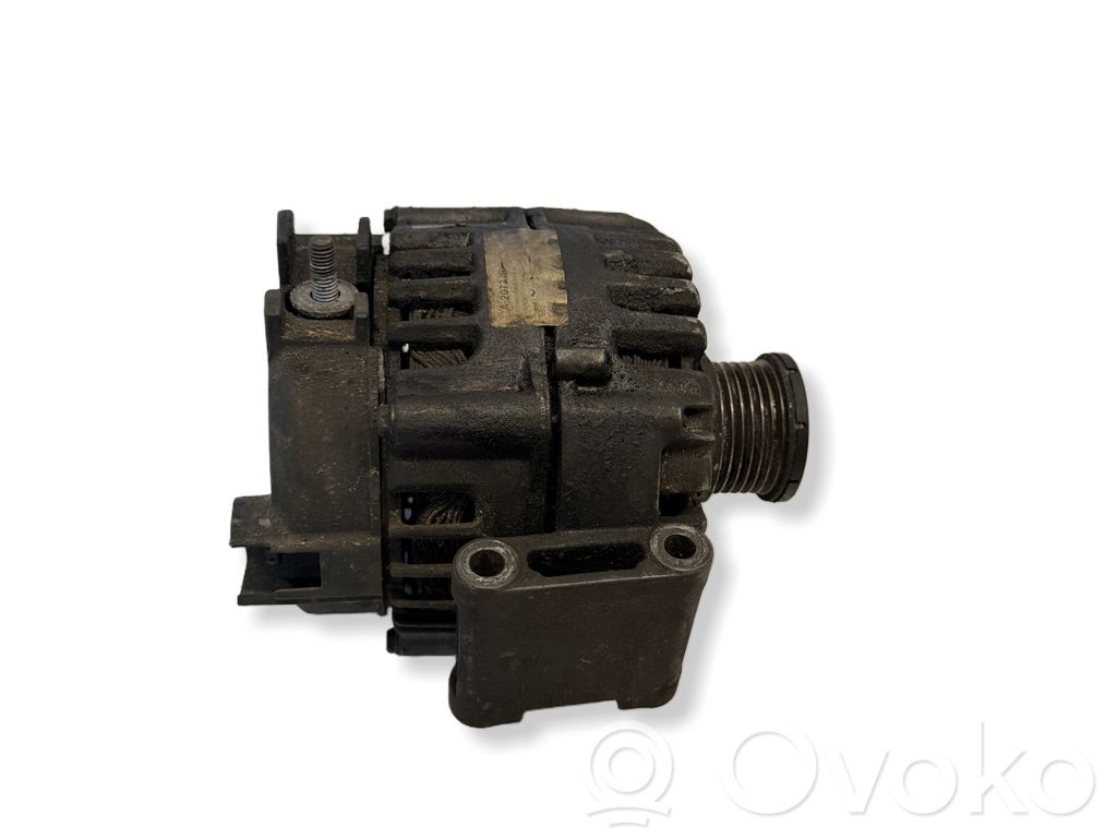 Mercedes-Benz C W204 Alternator 