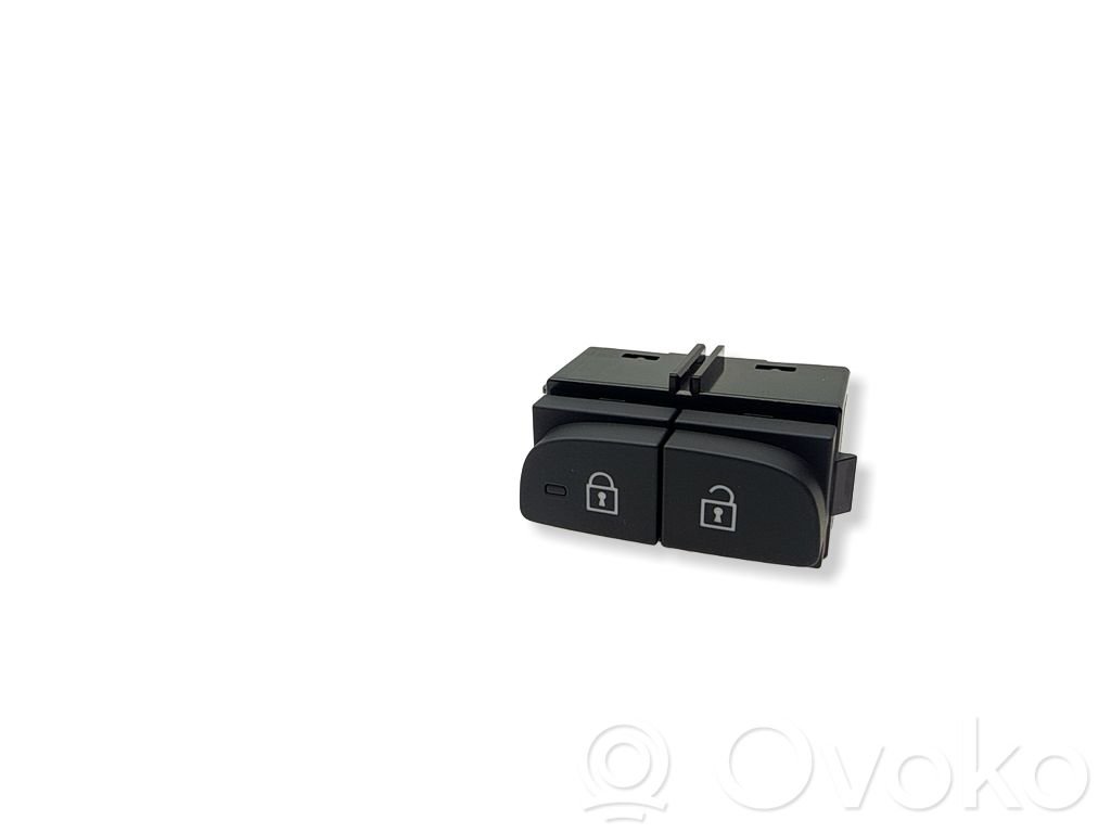 Volvo XC40 Central locking switch button 