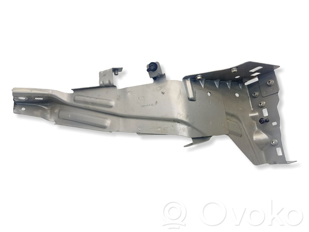 Volvo XC40 Uchwyt / Mocowanie lampy przedniej 