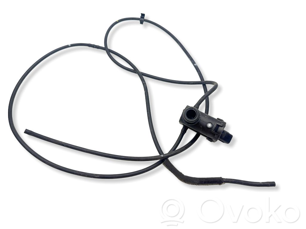 KIA Sportage Windscreen/windshield washer pump 