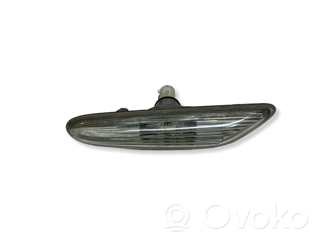 BMW 5 E60 E61 Front fender indicator light 