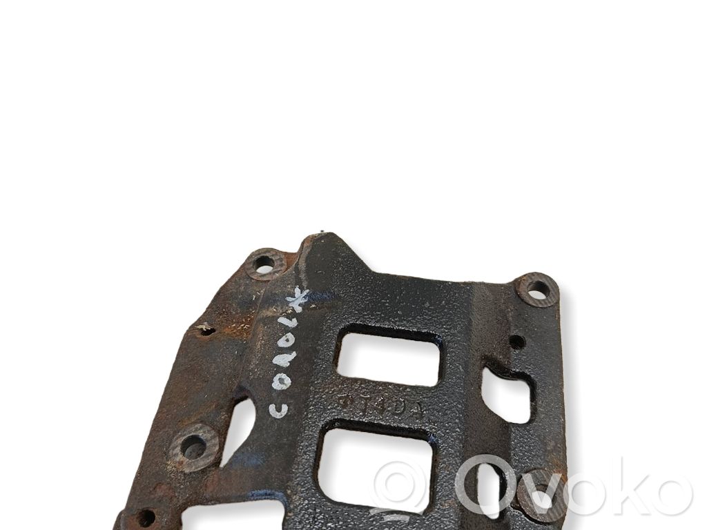 A/C compressor mount bracket   246260497