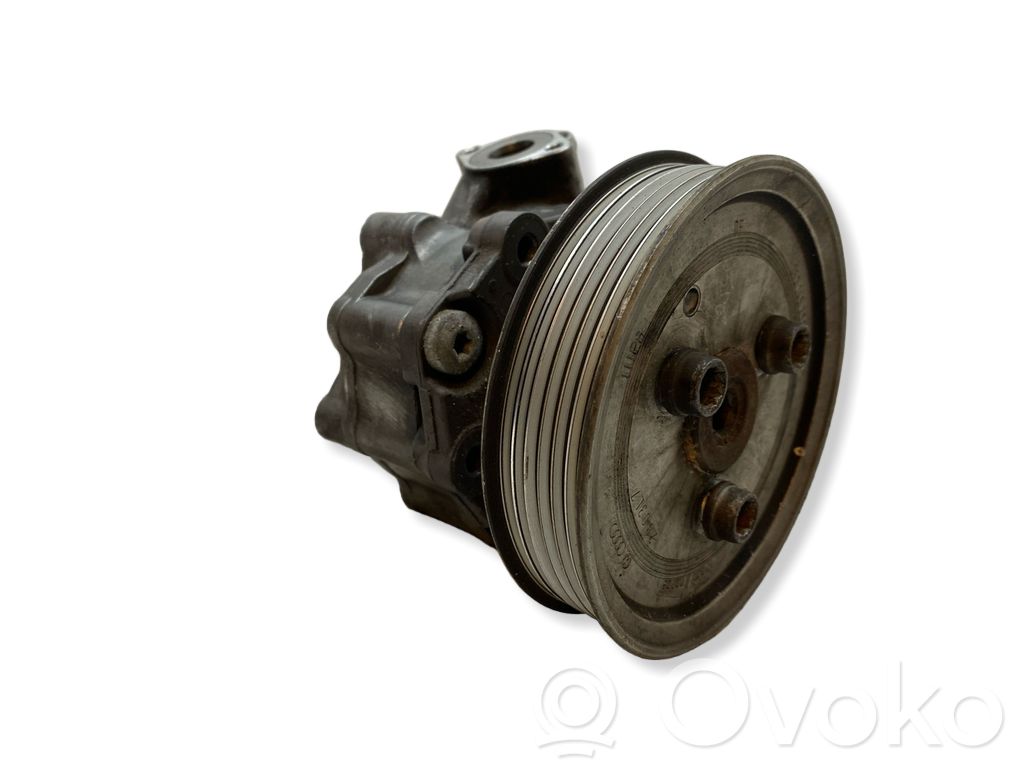 Audi Q7 4L Power steering pump 