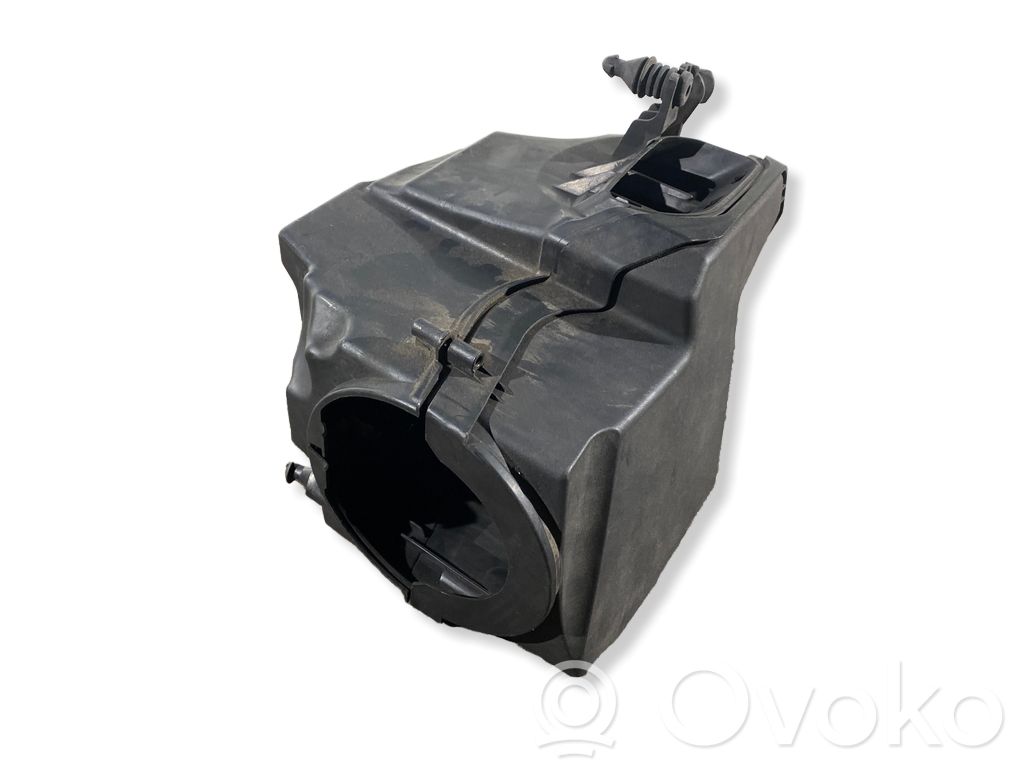 Ford Kuga II Air filter box 