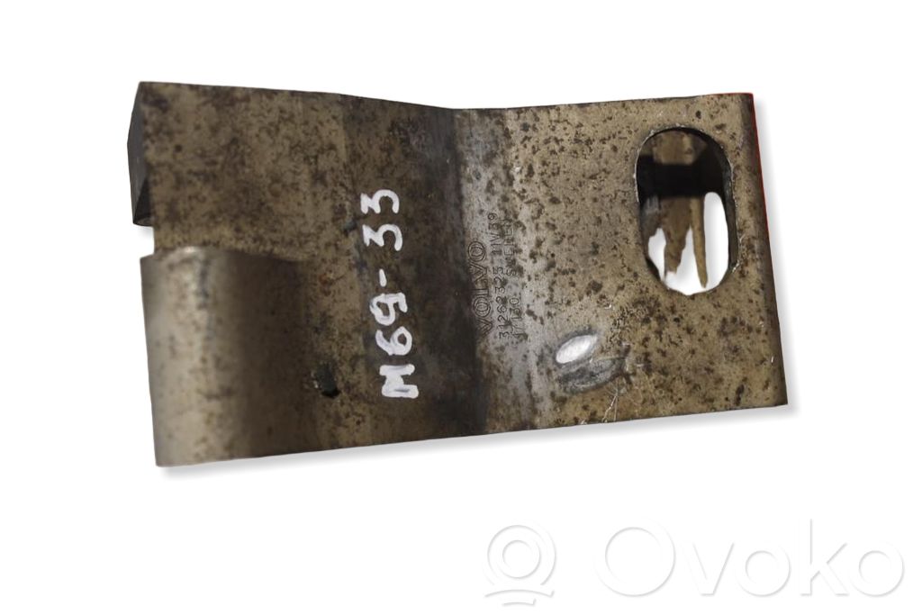Volvo XC90 Engine mounting bracket 