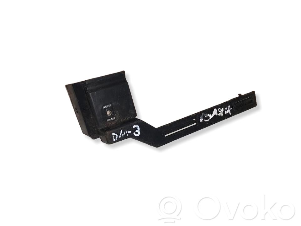 Front bumper mounting bracket   D113