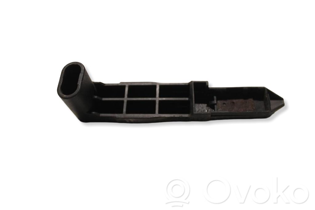 Volvo XC60 Headlight/headlamp mounting bracket 